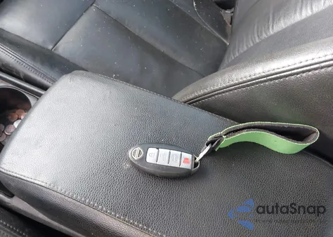 2010 Nissan Altima 2.5 S z USA, uszkodzony, nr VIN 1N4AL2AP0AN452687